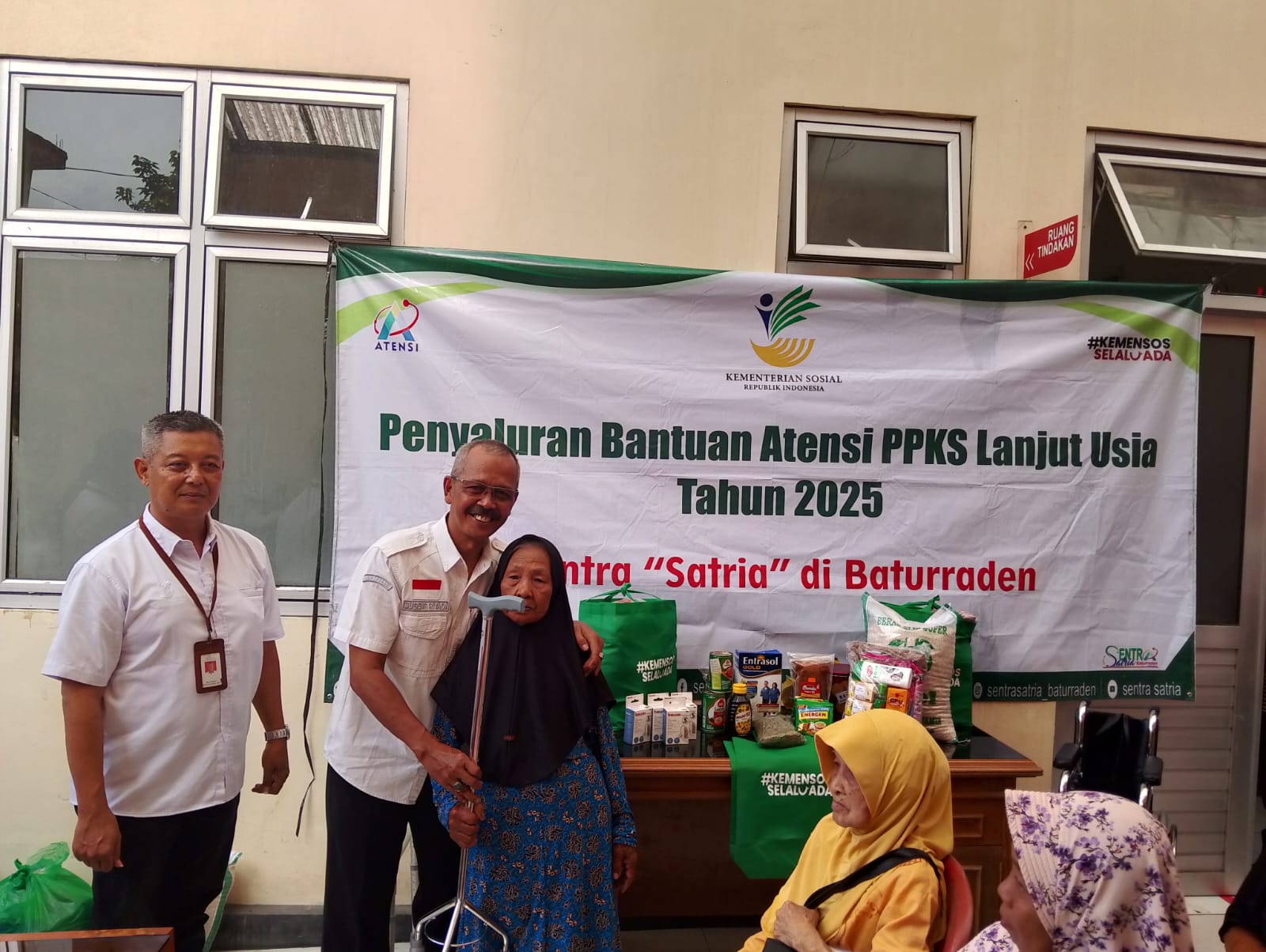Dari Purbalingga Semangat Sejahtera, Menuju Indonesia Lebih Baik 100 Lansia Raih Berkah 