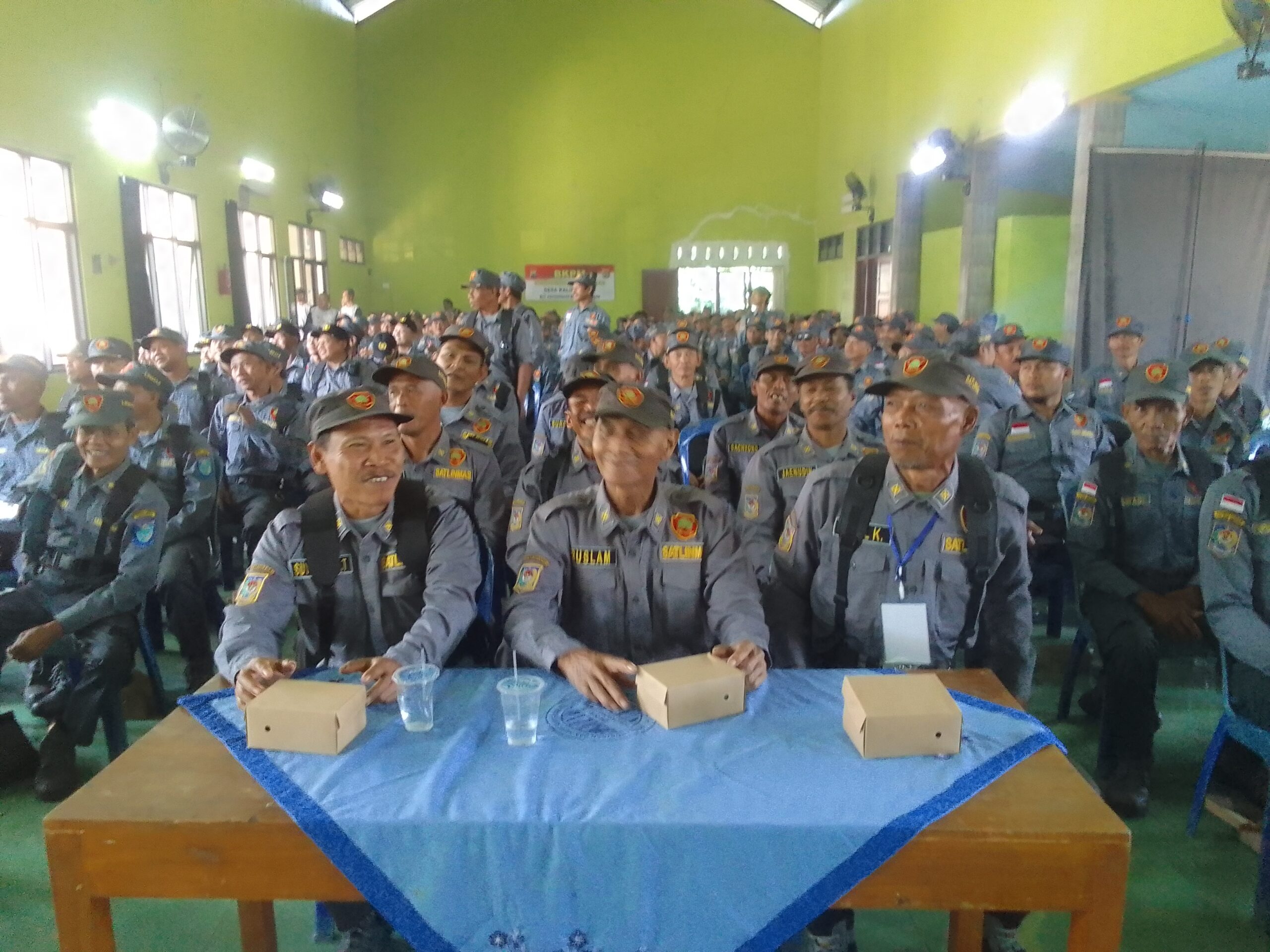 Retreat Satlinmas Kecamatan Kaligondang Purbalingga,Mencetak Garda Terdepan Keamanan Desa