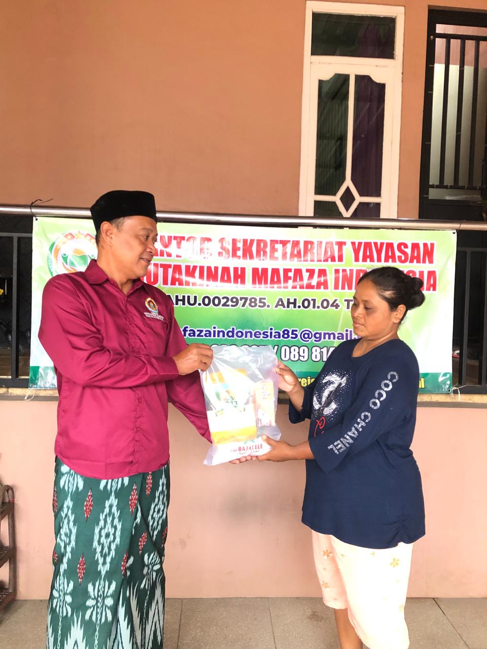 Jumat Berkah Yayasan Mutakinah Mafaza Indonesia Wujudkan Kepedulian Sosial di Kendal