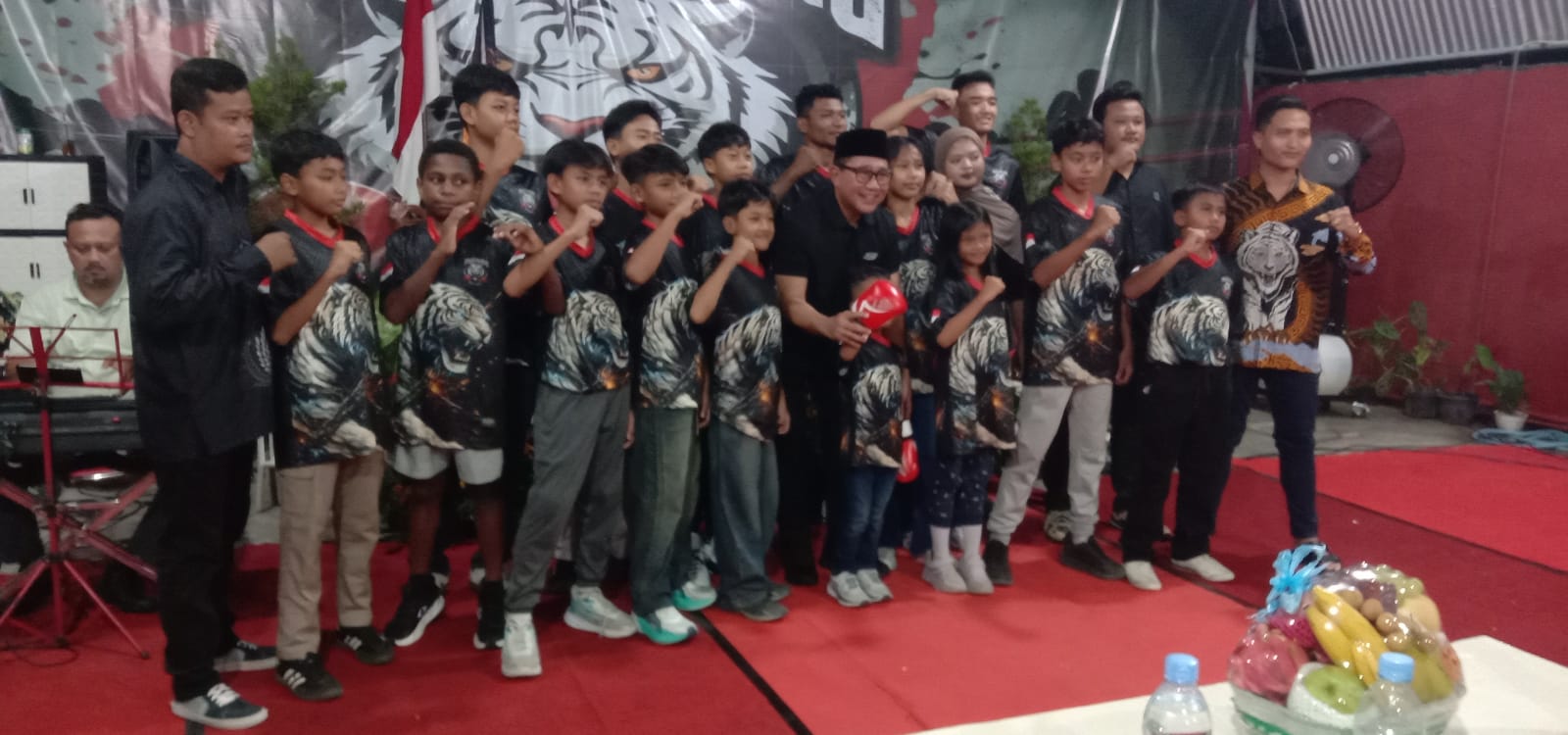 Kepengurusan Singo Barong Boxing Camp DikukuhkanTerjunkan 9 Atlet di Purwodadi Combat Sport