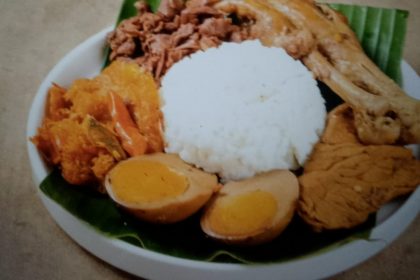 Resep Gudeg Jogja Tradisional Asli,Panduan Lengkap Meracik Gudeg Jogja Autentik Sejarah, Makna Filosofis, dan Resep Andalannya